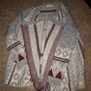 Gorgeous!! Warm/ fly away!! Boho style/ pattern!!